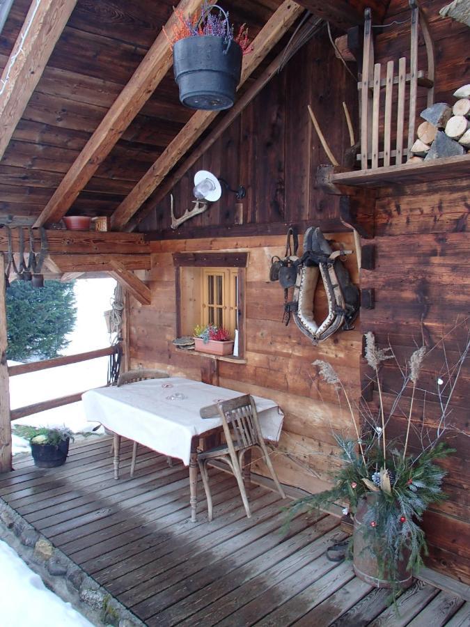 Le Grenier Bed and Breakfast Saint-Paul-en-Chablais Exteriör bild