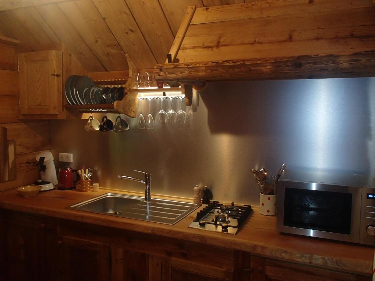 Le Grenier Bed and Breakfast Saint-Paul-en-Chablais Exteriör bild